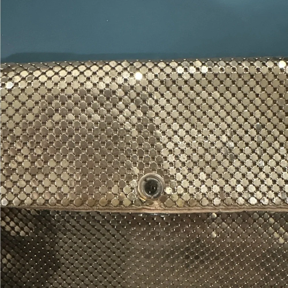 Vintage 1950s Whiting & Davis gold metal mesh evening clutch rhinestone Clasp
